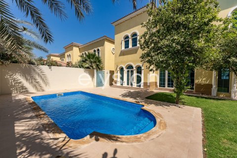 Villa à Legacy Nova Villas, Jumeirah Park, Dubai, 3 chambres, 510 m², № 37904 - photo 11