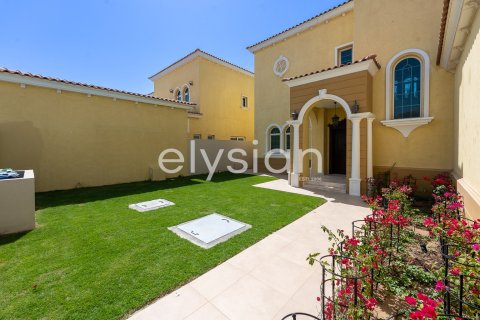 Villa à Legacy Nova Villas, Jumeirah Park, Dubai, 3 chambres, 510 m², № 37904 - photo 13