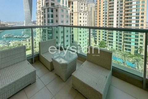 Apartment in Emaar 6 Towers, Dubai Marina, Dubai 3 bedrooms, 234 sq.m. № 37906