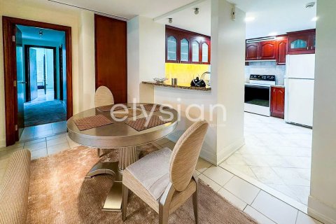 Appartement à Emaar 6 Towers, Dubai Marina, Dubai, 3 chambres, 234 m², № 37906 - photo 3