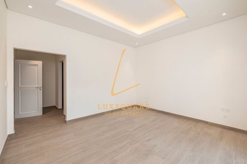 Снять в аренду виллу в District One, Мохаммед Бин Рашид Сити, Дубай: 5 спален, 793м², № 110712 - фото 21