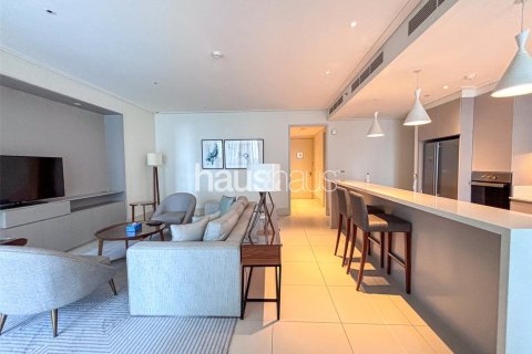 Apartment in Downtown Dubai (Downtown Burj Dubai), Dubai 2 bedrooms, 152 sq.m. № 44373 - photo 2