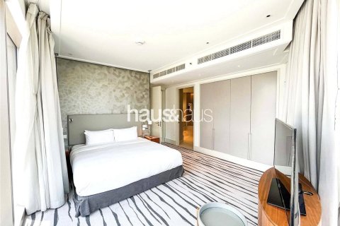 Apartment in Downtown Dubai (Downtown Burj Dubai), Dubai 2 bedrooms, 152 sq.m. № 44373 - photo 12