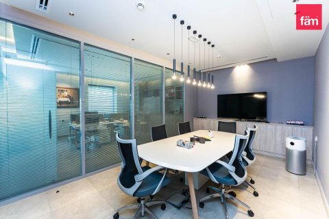 Office in Sheikh Zayed Road, Dubai 130.9 sq.m. № 115652 - photo 15