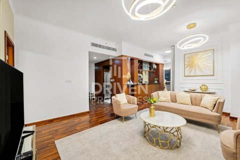 Apartment in The Residences, Downtown Dubai (Downtown Burj Dubai), Dubai 3 bedrooms, 183.67 sq.m. № 140707 - photo 8