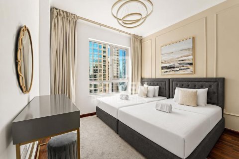 Apartment in The Residences, Downtown Dubai (Downtown Burj Dubai), Dubai 3 bedrooms, 183.67 sq.m. № 140707 - photo 19