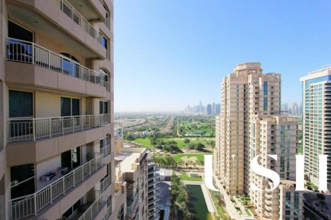 Apartment in The Views, Dubai 2 bedrooms, 125 sq.m. № 46690 - photo 18