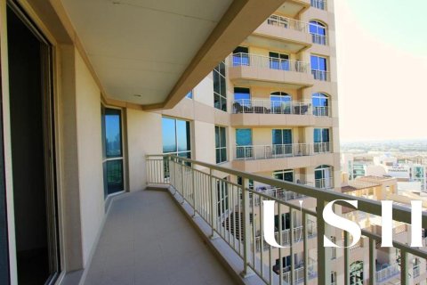 Apartment in The Views, Dubai 2 bedrooms, 125 sq.m. № 46690 - photo 13