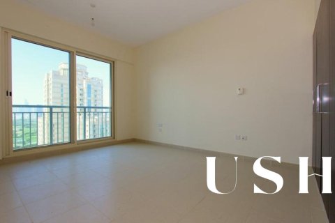 Apartment in The Views, Dubai 2 bedrooms, 125 sq.m. № 46690 - photo 7