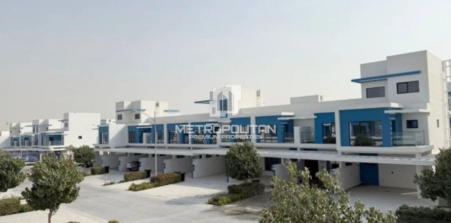 Таунхаус в Damac Lagoons, Дубай, 5 спален, 144м², № 73167