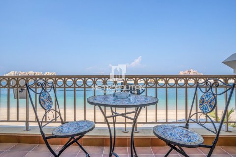 Villa in Garden Homes, Palm Jumeirah, Dubai 4 bedrooms, 624 sq.m. № 73160 - photo 11