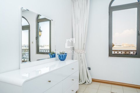 Villa in Garden Homes, Palm Jumeirah, Dubai 4 bedrooms, 624 sq.m. № 73160 - photo 17