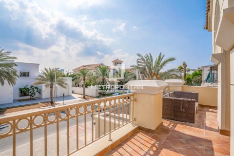 Villa in Garden Homes, Palm Jumeirah, Dubai 4 bedrooms, 624 sq.m. № 73160 - photo 10