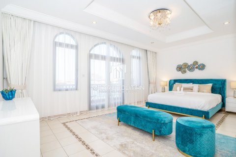 Villa in Garden Homes, Palm Jumeirah, Dubai 4 bedrooms, 624 sq.m. № 73160 - photo 16