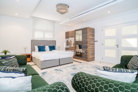 Villa in Garden Homes, Palm Jumeirah, Dubai 4 bedrooms, 624 sq.m. № 73160 - photo 24