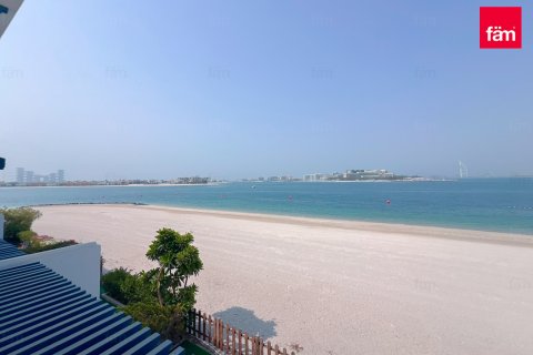 Villa à Palm Jumeirah, Dubai, 5 chambres, 263.8 m², № 135238 - photo 4