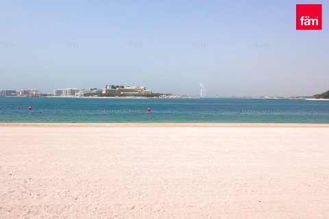 Villa à Palm Jumeirah, Dubai, 5 chambres, 263.8 m², № 135238 - photo 5