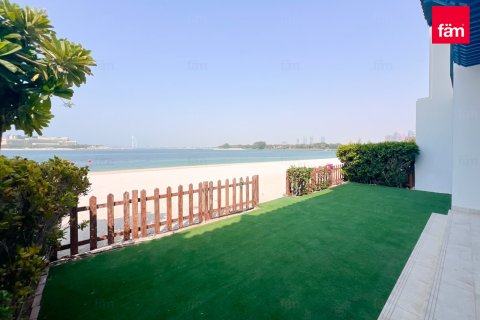 Villa à Palm Jumeirah, Dubai, 5 chambres, 263.8 m², № 135238 - photo 7