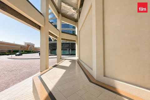 Magasin à Dubai, 265.7 m², № 135237 - photo 2
