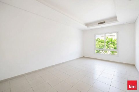 Villa in Dubai 6 bedrooms, 708.6 sq.m. № 110006 - photo 12
