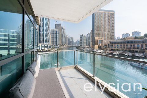 Apartment in Dubai Marina, Dubai 3 bedrooms, 192 sq.m. № 37880