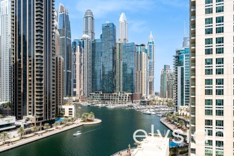 Apartment in Dubai Marina, Dubai 3 bedrooms, 215 sq.m. № 37886 - photo 18