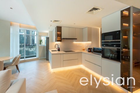 Apartment in Dubai Marina, Dubai 3 bedrooms, 215 sq.m. № 37886 - photo 8