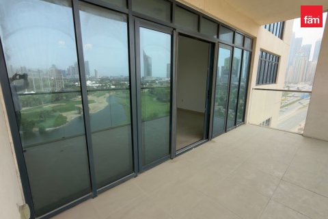 Apartment in The Hills, Dubai 3 bedrooms, 128.5 sq.m. № 124262 - photo 23