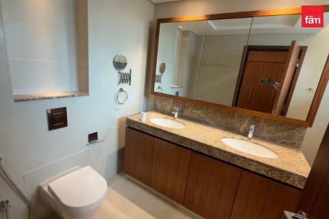 Apartment in The Hills, Dubai 3 bedrooms, 128.5 sq.m. № 124262 - photo 14
