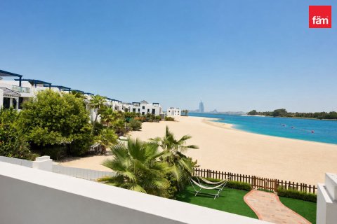 Villa in Palm Jumeirah, Dubai 5 bedrooms, 478.4 sq.m. № 124267 - photo 23