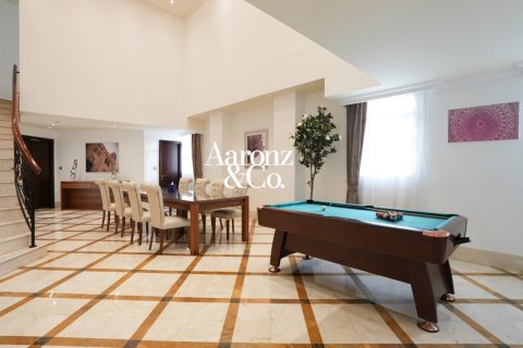 Appartement à Jumeirah Beach Residence, Dubai, 4 chambres, 638 m², № 135074 - photo 13
