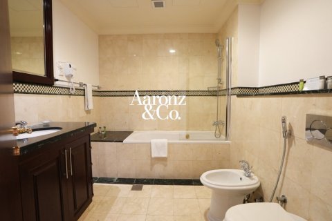 Appartement à Jumeirah Beach Residence, Dubai, 4 chambres, 638 m², № 135074 - photo 5