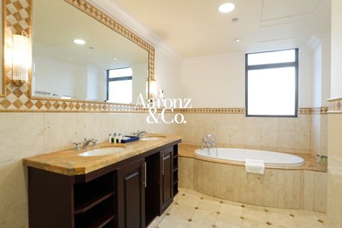 Appartement à Jumeirah Beach Residence, Dubai, 4 chambres, 638 m², № 135074 - photo 8