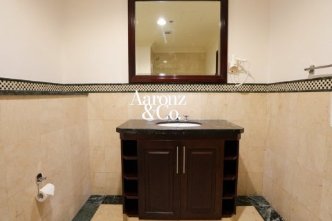 Appartement à Jumeirah Beach Residence, Dubai, 4 chambres, 638 m², № 135074 - photo 7