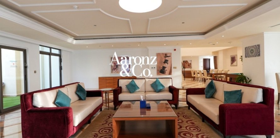 Appartement à Jumeirah Beach Residence, Dubai, 4 chambres, 638 m², № 135074