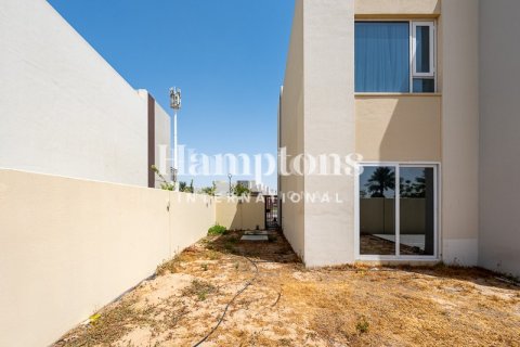 Apartment in Dubai South (Dubai World Central), Dubai 3 bedrooms, 210.40021119 sq.m. № 135071 - photo 19