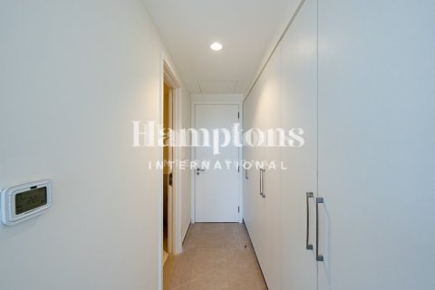 Apartment in Dubai South (Dubai World Central), Dubai 3 bedrooms, 210.40021119 sq.m. № 135071 - photo 8
