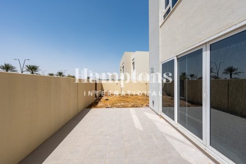 Apartment in Dubai South (Dubai World Central), Dubai 3 bedrooms, 210.40021119 sq.m. № 135071 - photo 18