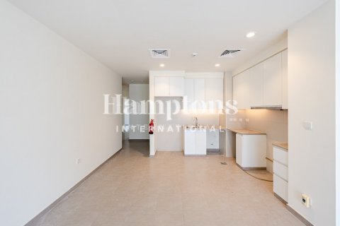 Apartment in Dubai South (Dubai World Central), Dubai 3 bedrooms, 210.40021119 sq.m. № 135071 - photo 15