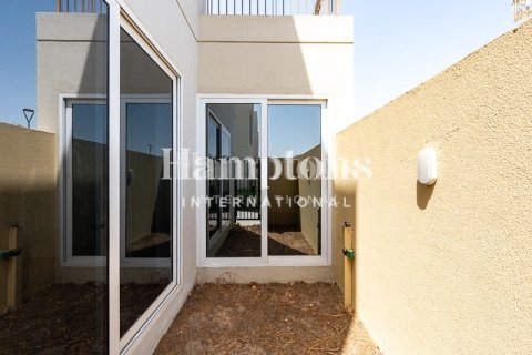 Apartment in Dubai South (Dubai World Central), Dubai 3 bedrooms, 210.40021119 sq.m. № 135071 - photo 21