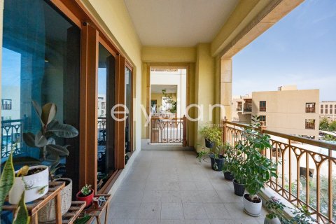 Снять в аренду квартиру в Marina Residences, Пальма Джумейра, Дубай: 2 спальни, 173м², № 37925 - фото 2