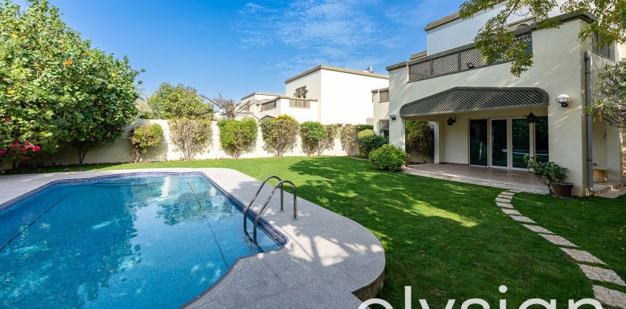 Вилла в Regional, Jumeirah Park, Дубай, 4 спальни, 738м², № 37926