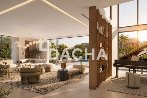 Villa in Dubai 5 bedrooms, 1022 sq.m. № 112741 - photo 3