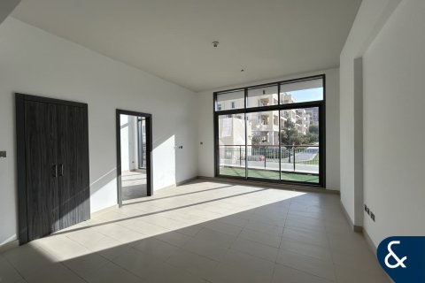 Appartement à Motor City, Dubai, 3 chambres, 209 m², № 98410