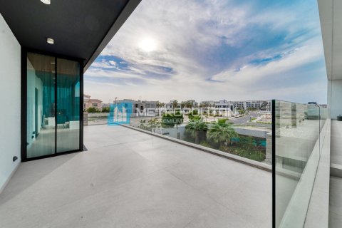 Снять в аренду виллу в Pearl Jumeirah, Джумейра, Дубай: 5 спален, 892м², № 73765 - фото 12