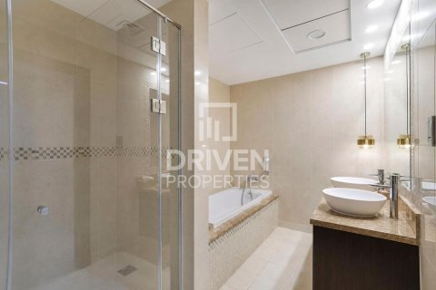 Appartement à The Crescent, Palm Jumeirah, Dubai, 2 chambres, 206.24 m², № 142886 - photo 13