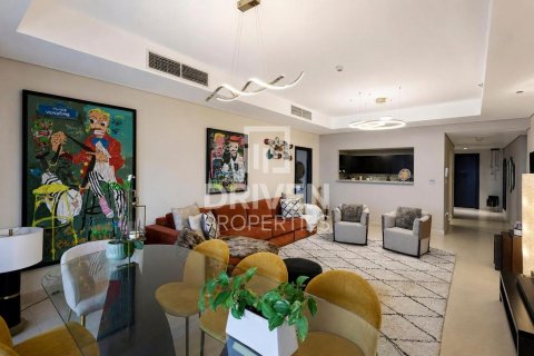 Apartment in The Crescent, Palm Jumeirah, Dubai 2 bedrooms, 206.24 sq.m. № 142886