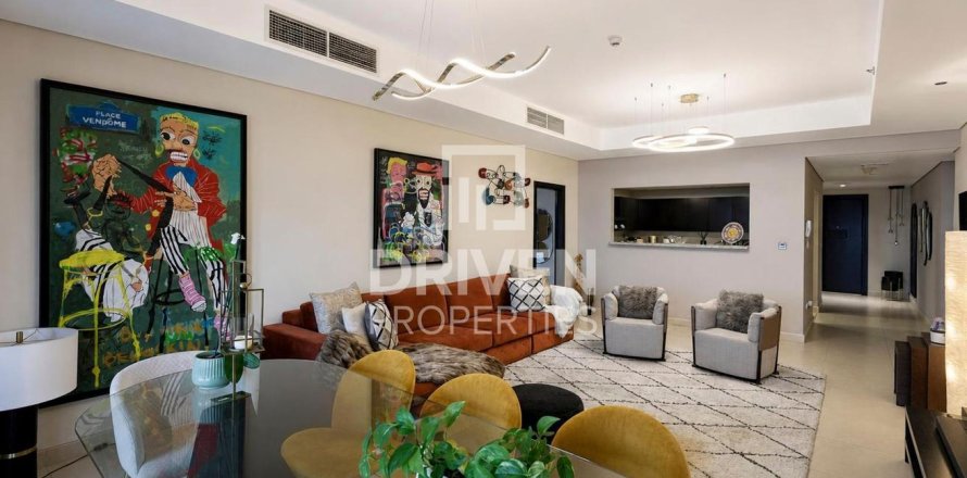 Appartement à The Crescent, Palm Jumeirah, Dubai, 2 chambres, 206.24 m², № 142886