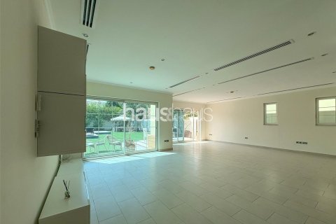 Villa à Legacy, Jumeirah Park, Dubai, 4 chambres, 759 m², № 44528 - photo 5