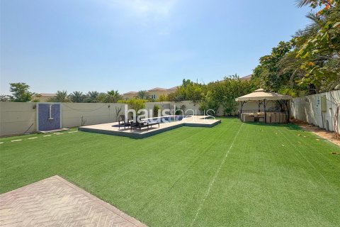 Villa à Legacy, Jumeirah Park, Dubai, 4 chambres, 759 m², № 44528 - photo 9